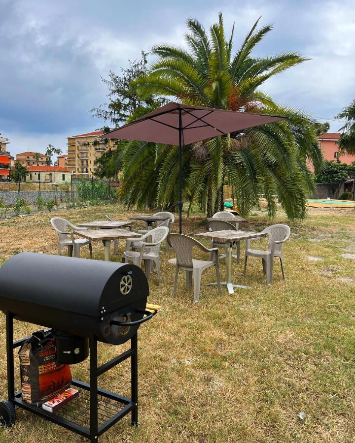 Il Gattino Di Porto - Apt 6 - Monolocale Terrazzo Piscina Imperia Luaran gambar